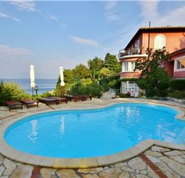 1 Bedroom Apartment with Shared Pool near Crikvenica, Sleeps 2-4